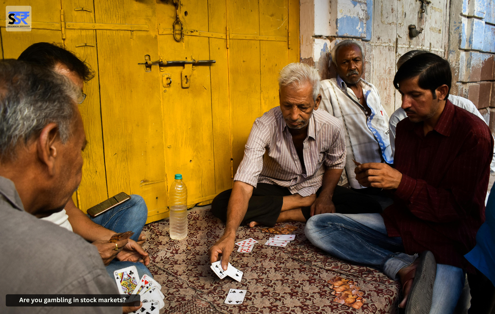 Men playing cards in Jodhpur, by Abhyuday Majhi from Pexels